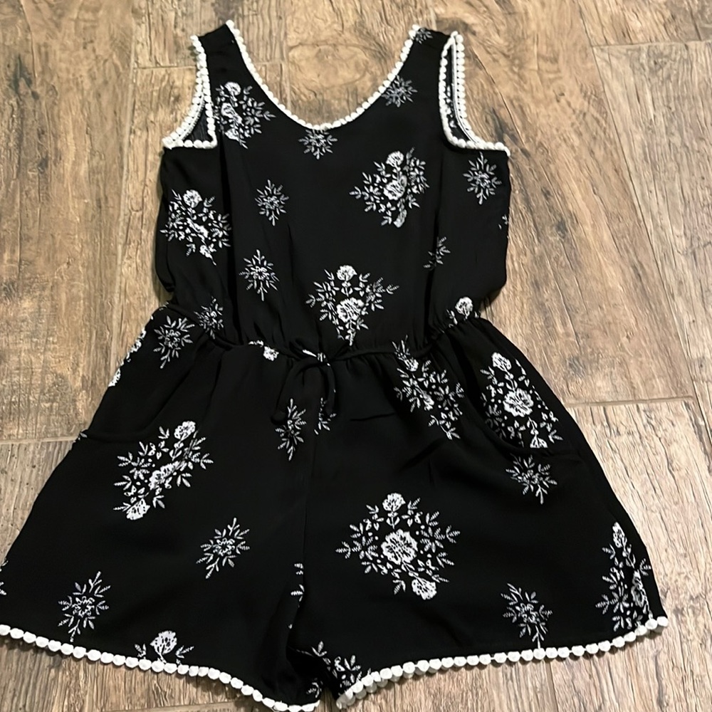 Girls Jumpsuit- Kohls Paper Dolls, Size 7 NWOT
